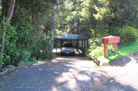 Photo of property in 69 Kauri Point Road, Laingholm, Auckland, 0604