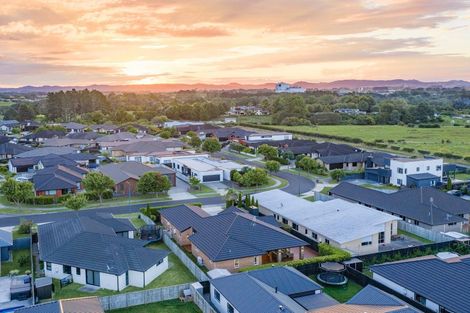 Photo of property in 18 Helen June Avenue, Flagstaff, Hamilton, 3210
