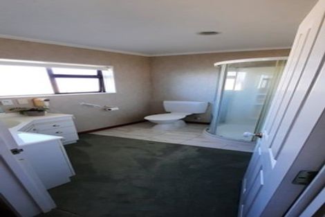 Photo of property in 10 Saint Helens Place, Tawhero, Whanganui, 4501