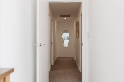 Photo of property in 72 Waipunahau Road, Waikanae, 5036