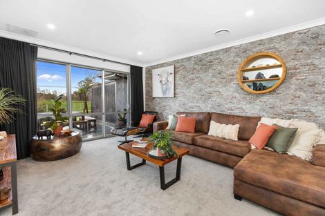 Photo of property in 15 Shadbolt Drive, Leamington, Cambridge, 3432