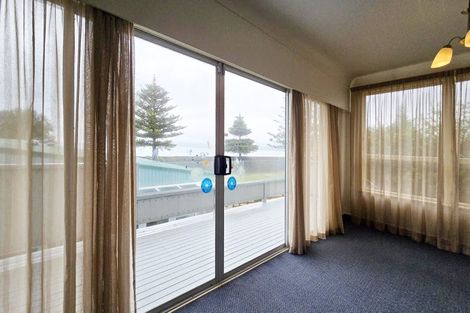 Photo of property in 9a Charles Street, Westshore, Napier, 4110