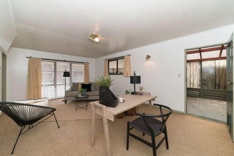 Photo of property in 142 Victoria Avenue, Hokowhitu, Palmerston North, 4410