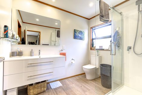 Photo of property in 182b Howden Road, Temple View, Hamilton, 3289