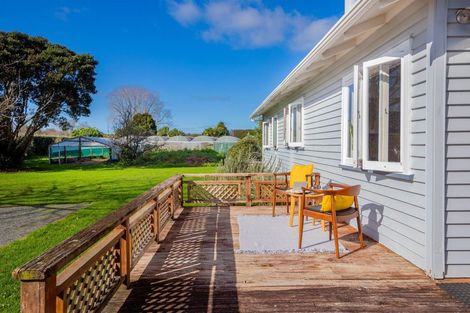 Photo of property in 80 Omaha Flats Road, Tawharanui Peninsula, Warkworth, 0986