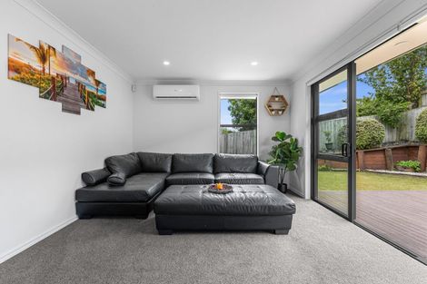 Photo of property in 129 Ballintoy Park Drive, Welcome Bay, Tauranga, 3175