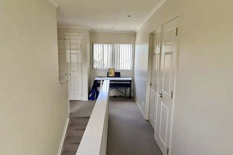 Photo of property in 30 Stellamaris Way, Northpark, Auckland, 2013