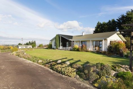 Photo of property in 116 Adelaide Road, Dannevirke, 4930