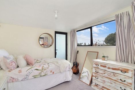 Photo of property in 74a Simpson Road, Papamoa Beach, Papamoa, 3118