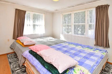 Photo of property in 2 Viola Place, Papakura, 2110