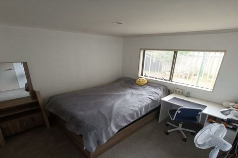 Photo of property in 70a Kayes Road, Pukekohe, 2120