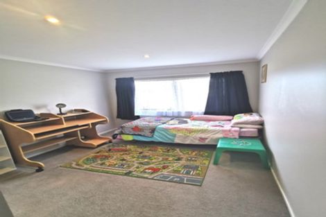 Photo of property in 4 Byron Brown Place, Otaki Beach, Otaki, 5512