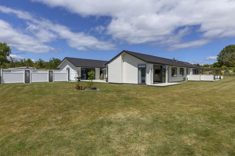 Photo of property in 73 Huka Falls Road, Rangatira Park, Taupo, 3384