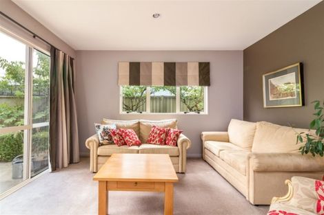 Photo of property in 42 Dover Street, St Albans, Christchurch, 8014