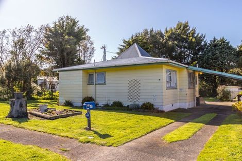 Photo of property in 28 Churchill Crescent, Featherston, 5710