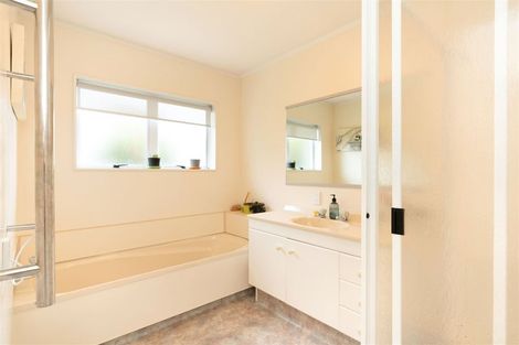 Photo of property in 123b Bartholomew Road, Levin, 5510