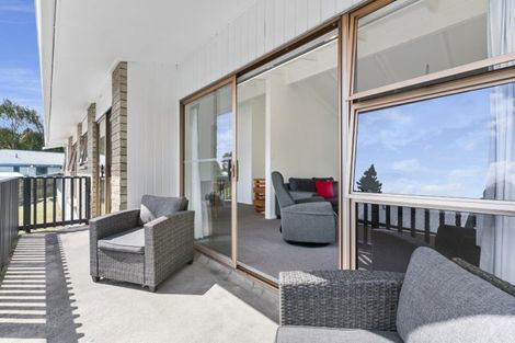 Photo of property in 16 Graham Place, Bellevue, Tauranga, 3110