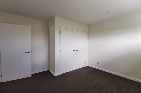 Photo of property in 19 Cricklade Terrace, Windsor Park, Auckland, 0632