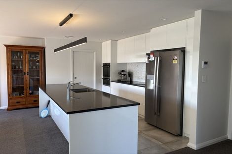 Photo of property in 51 Freedom Drive, Kelvin Grove, Palmerston North, 4414