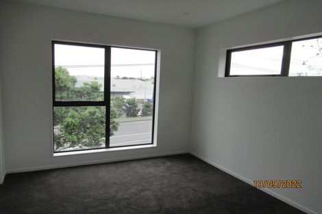 Photo of property in 77a Penrose Road, Mount Wellington, Auckland, 1060
