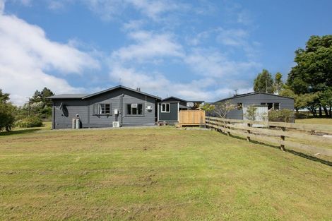 Photo of property in 54 Byrne Road, Takapau, 4287
