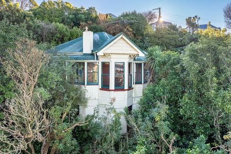 Photo of property in 11 Clifford Street, Dalmore, Dunedin, 9010