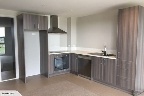 Photo of property in 12 Watermill Lane, Silverdale, 0932