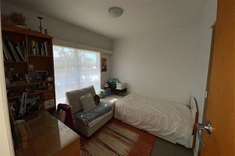 Photo of property in 26 Evelyn Place, Hillcrest, Auckland, 0627