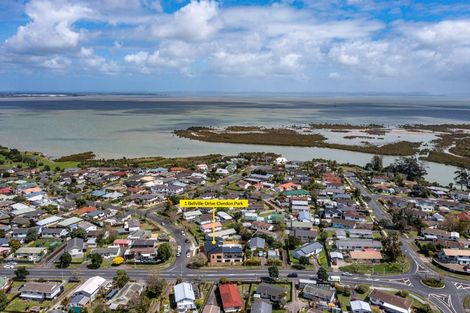 Photo of property in 1a Bellville Drive, Clendon Park, Auckland, 2103