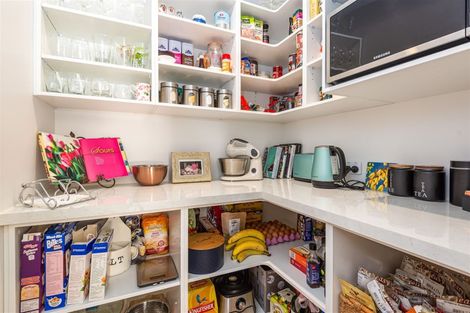 Photo of property in 9 Angus Place, Rangiora, 7400