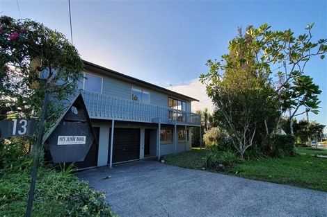 Photo of property in 13 Tainui Street, Torbay, Auckland, 0630