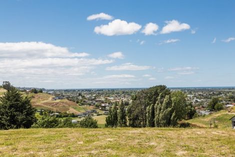 Photo of property in 3 Te Roera Drive, Taradale, Napier, 4112