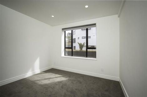 Photo of property in 8/349 Tamaki Drive, Saint Heliers, Auckland, 1071