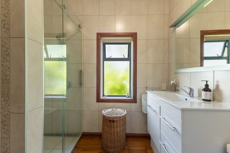 Photo of property in 42 Domain Road, Otaki, 5512