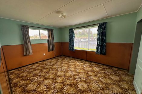 Photo of property in 22 Carlson Street, Dannevirke, 4930