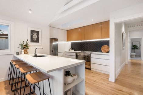 Photo of property in 15 David Street, Bayswater, Auckland, 0622