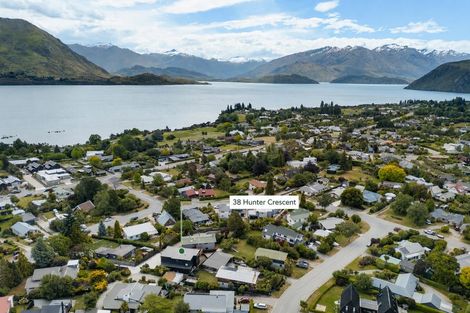 Photo of property in 38 Hunter Crescent, Wanaka, 9305