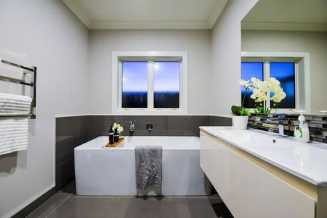 Photo of property in 17 Karl Michael Crescent, Flagstaff, Hamilton, 3210