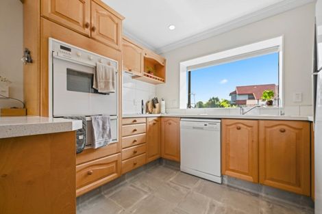 Photo of property in 19 Dallinger Street, St Andrews, Hamilton, 3200