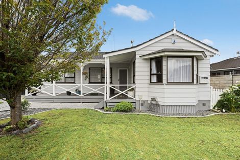 Photo of property in 20 Jasmine Avenue, Dinsdale, Hamilton, 3204