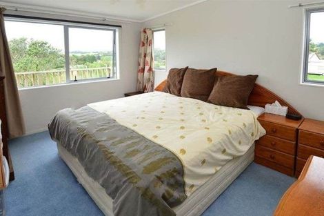 Photo of property in 42a Spur Road, Stillwater, Silverdale, 0993