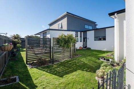 Photo of property in 20 Carroll Place, Owhata, Rotorua, 3010