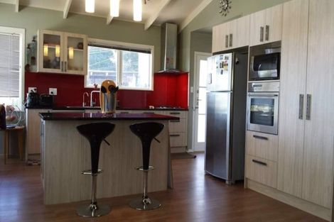 Photo of property in 50 Hogans Road, Glenfield, Auckland, 0629