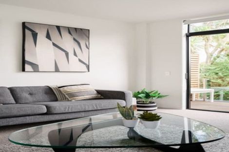 Photo of property in 2/22 Peterborough Street, Christchurch Central, Christchurch, 8013