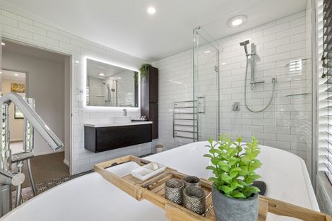 Photo of property in 65 Mcgiven Drive, Ridgewood, New Plymouth, 4371