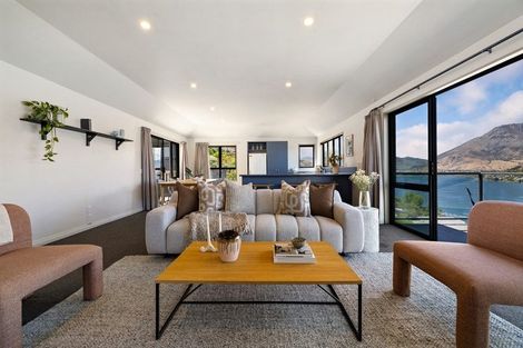 Photo of property in 5 Gum Lane, Queenstown, 9300