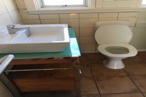 Photo of property in 27 Wharenui Road, Upper Riccarton, Christchurch, 8041