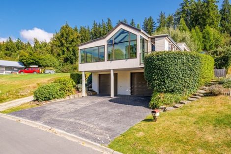 Photo of property in 6a Bills Way, Wanaka, 9305