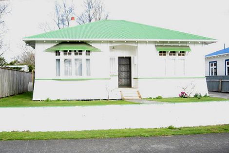 Photo of property in 30 Hereford Street, West End, Palmerston North, 4410