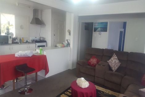 Photo of property in 49 Robertson Road, Favona, Auckland, 2024